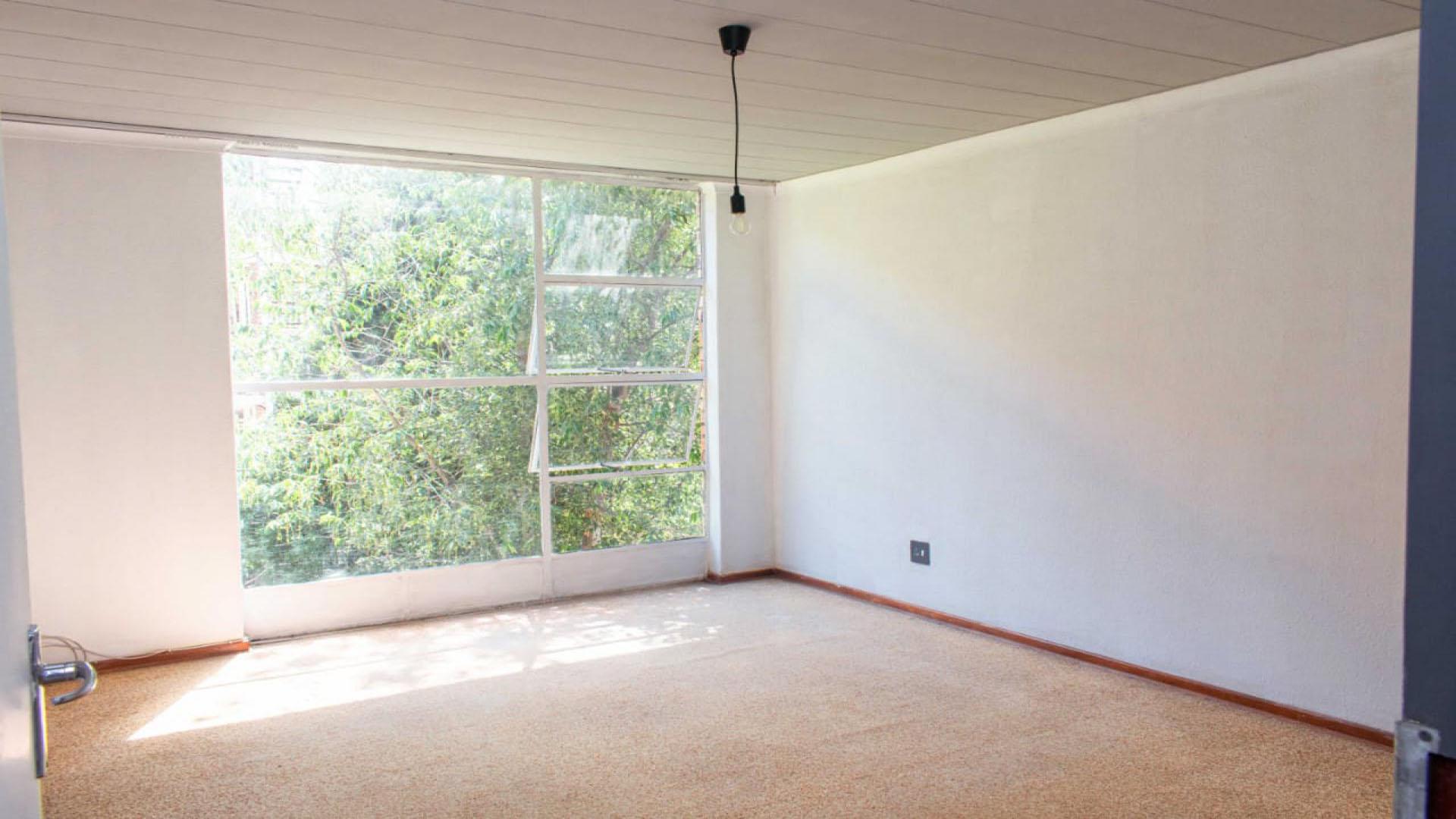 Bed Room 2 - 18 square meters of property in Horison View