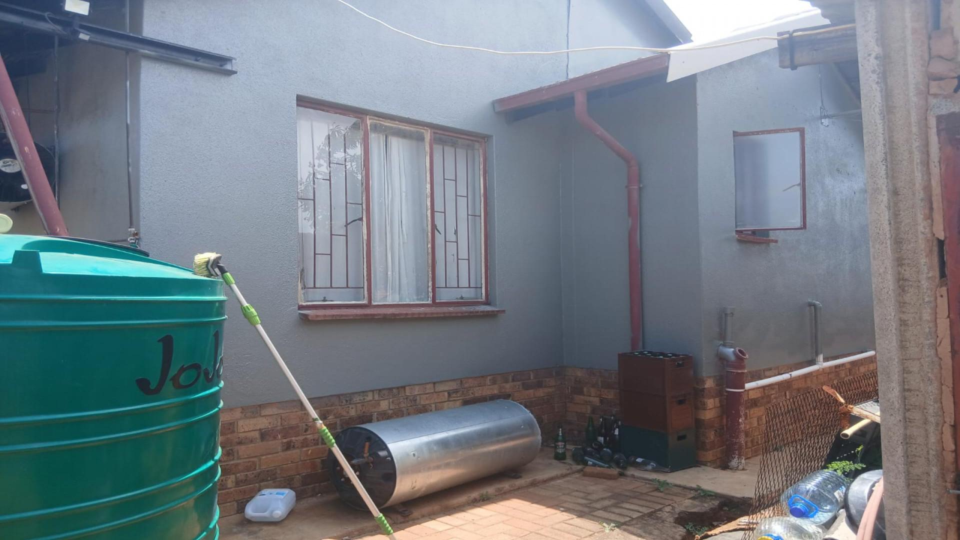 Backyard of property in Rustenburg