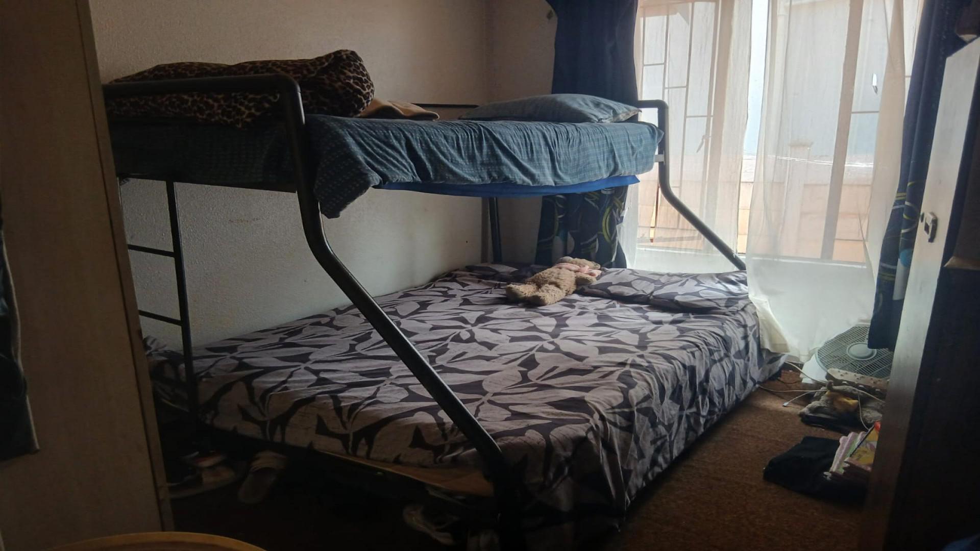 Bed Room 2 of property in Rustenburg