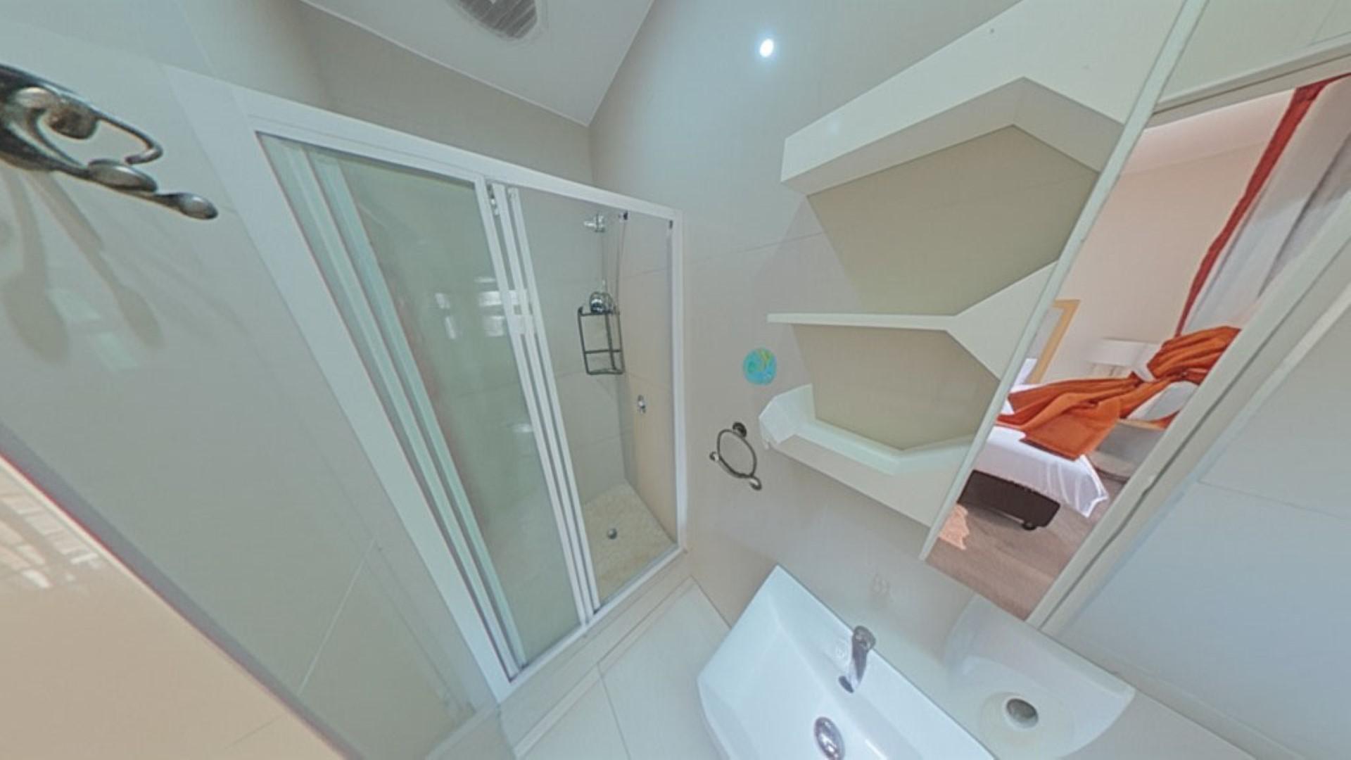 Bathroom 3+ - 26 square meters of property in Stanger