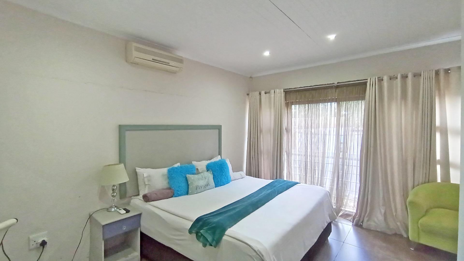 Bed Room 5+ - 89 square meters of property in Stanger