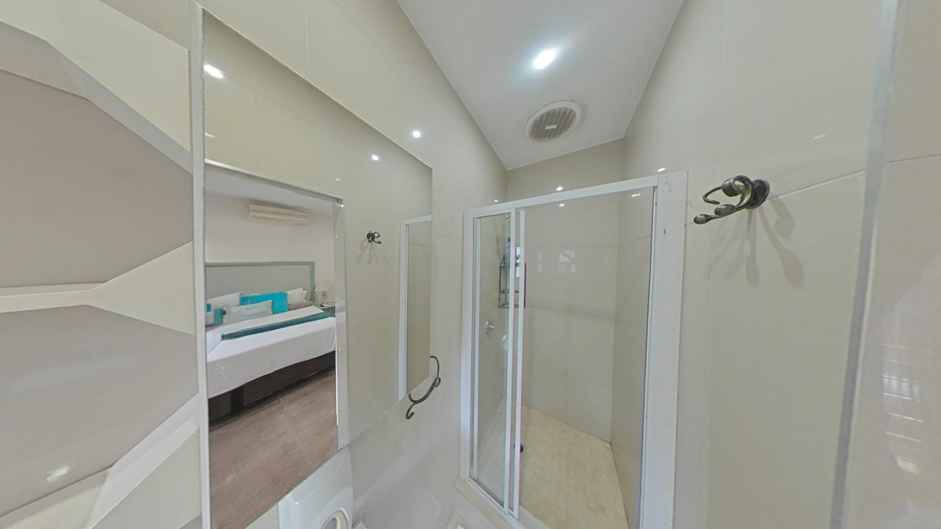 Bathroom 3+ - 26 square meters of property in Stanger