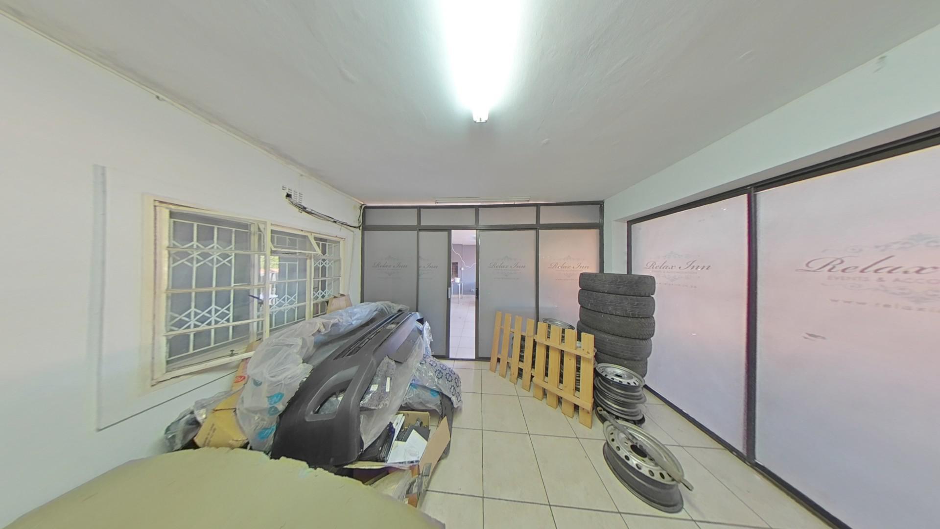 Spaces - 63 square meters of property in Stanger