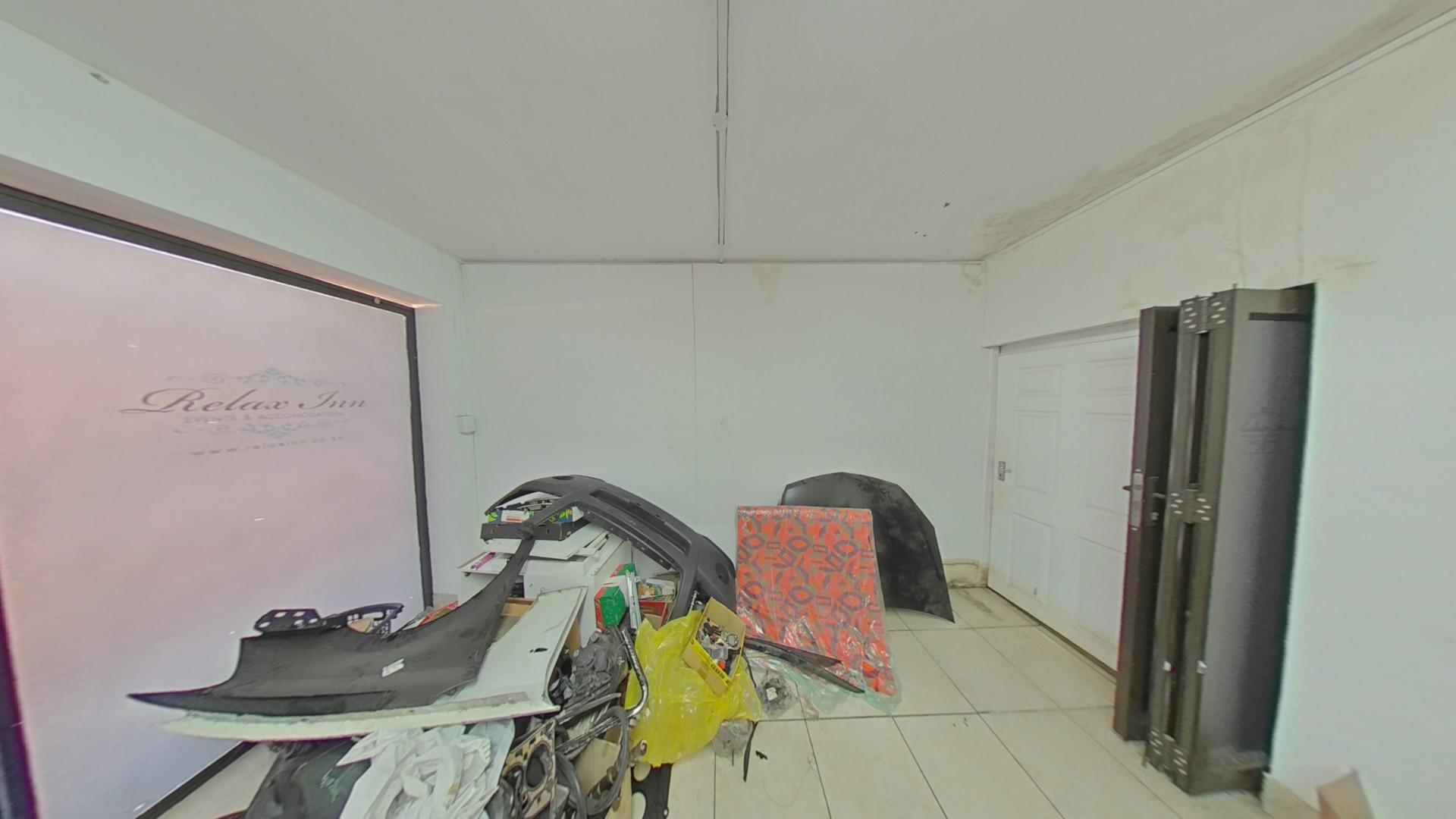 Spaces - 63 square meters of property in Stanger