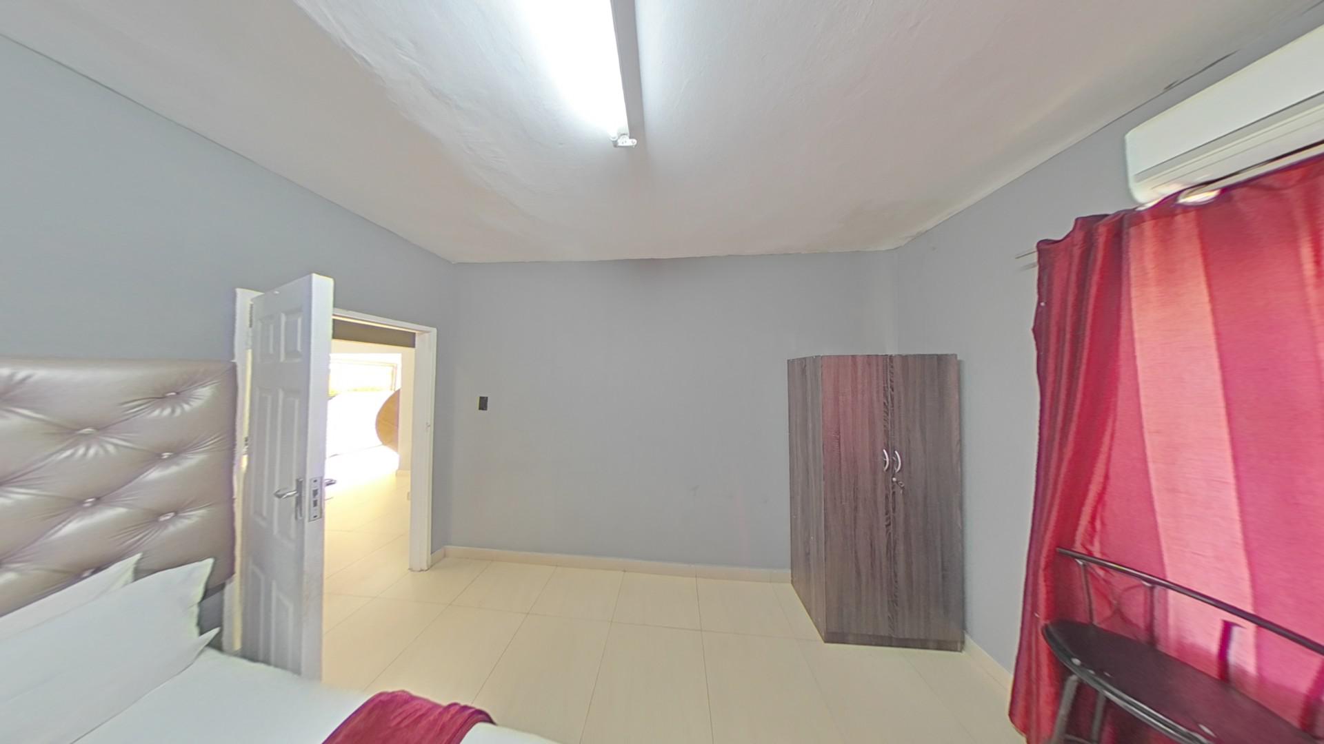 Bed Room 5+ - 89 square meters of property in Stanger