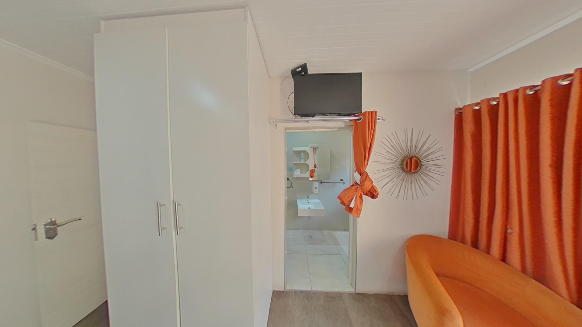 Bed Room 5+ - 89 square meters of property in Stanger