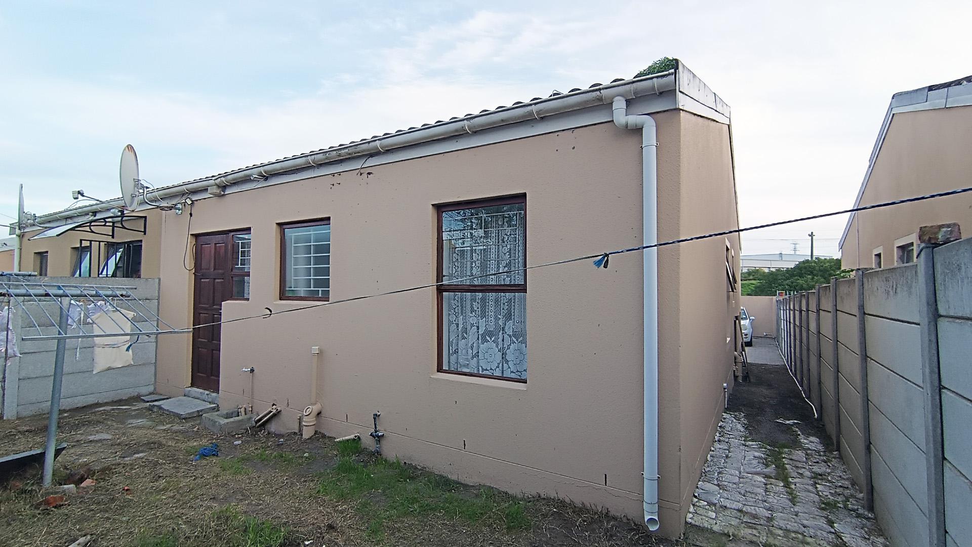 Backyard of property in Kuils River