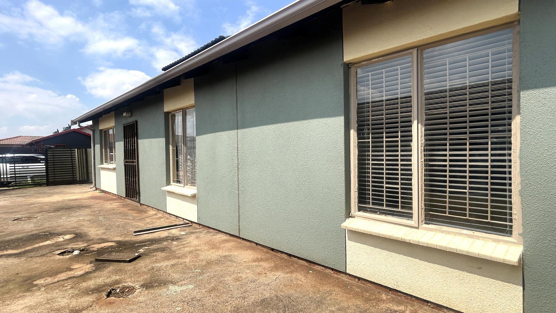 Front View of property in Watervalspruit