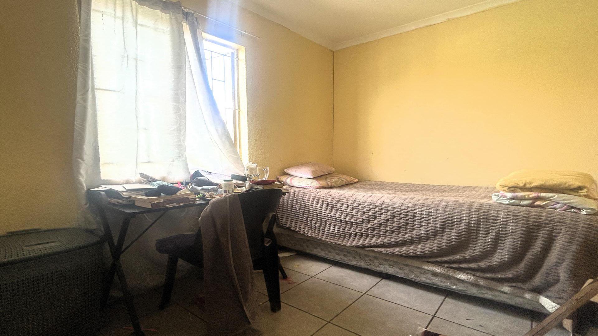 Bed Room 3 of property in Watervalspruit