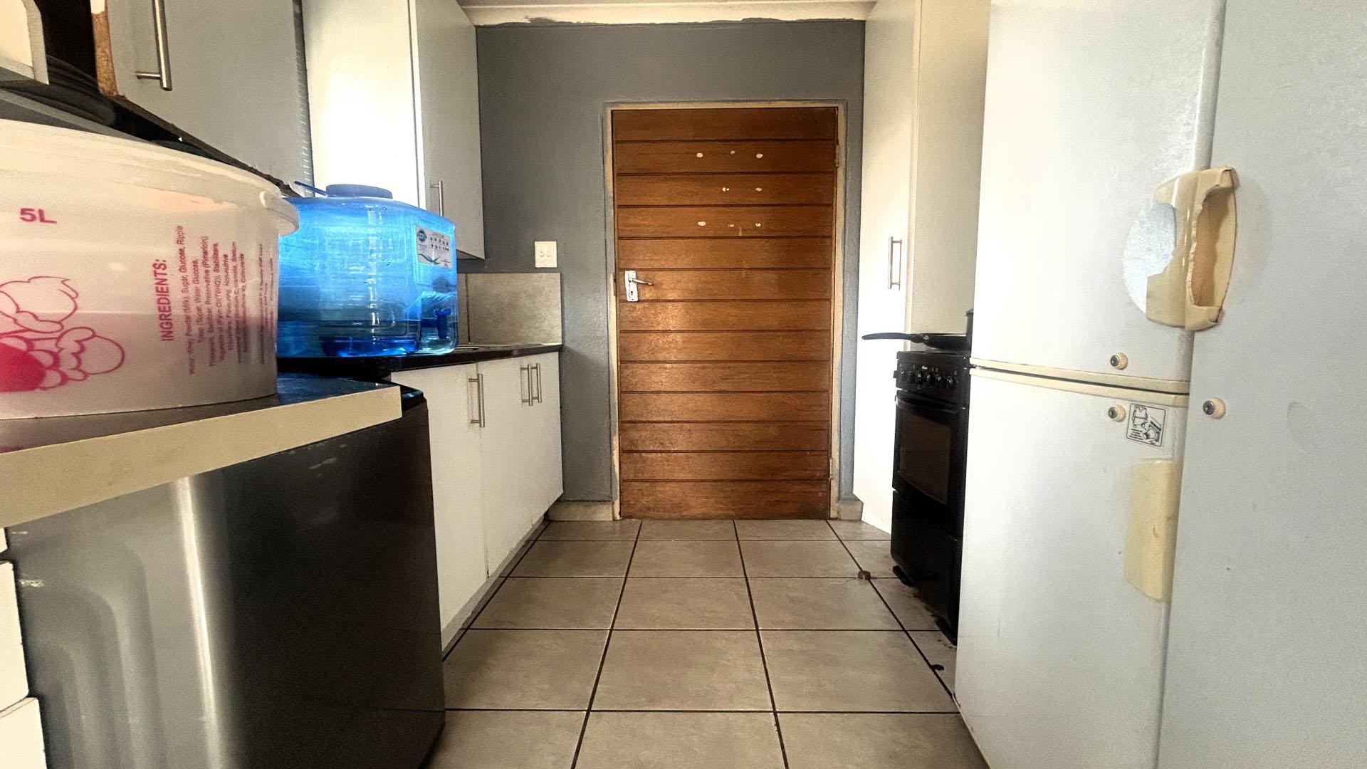 Kitchen of property in Watervalspruit