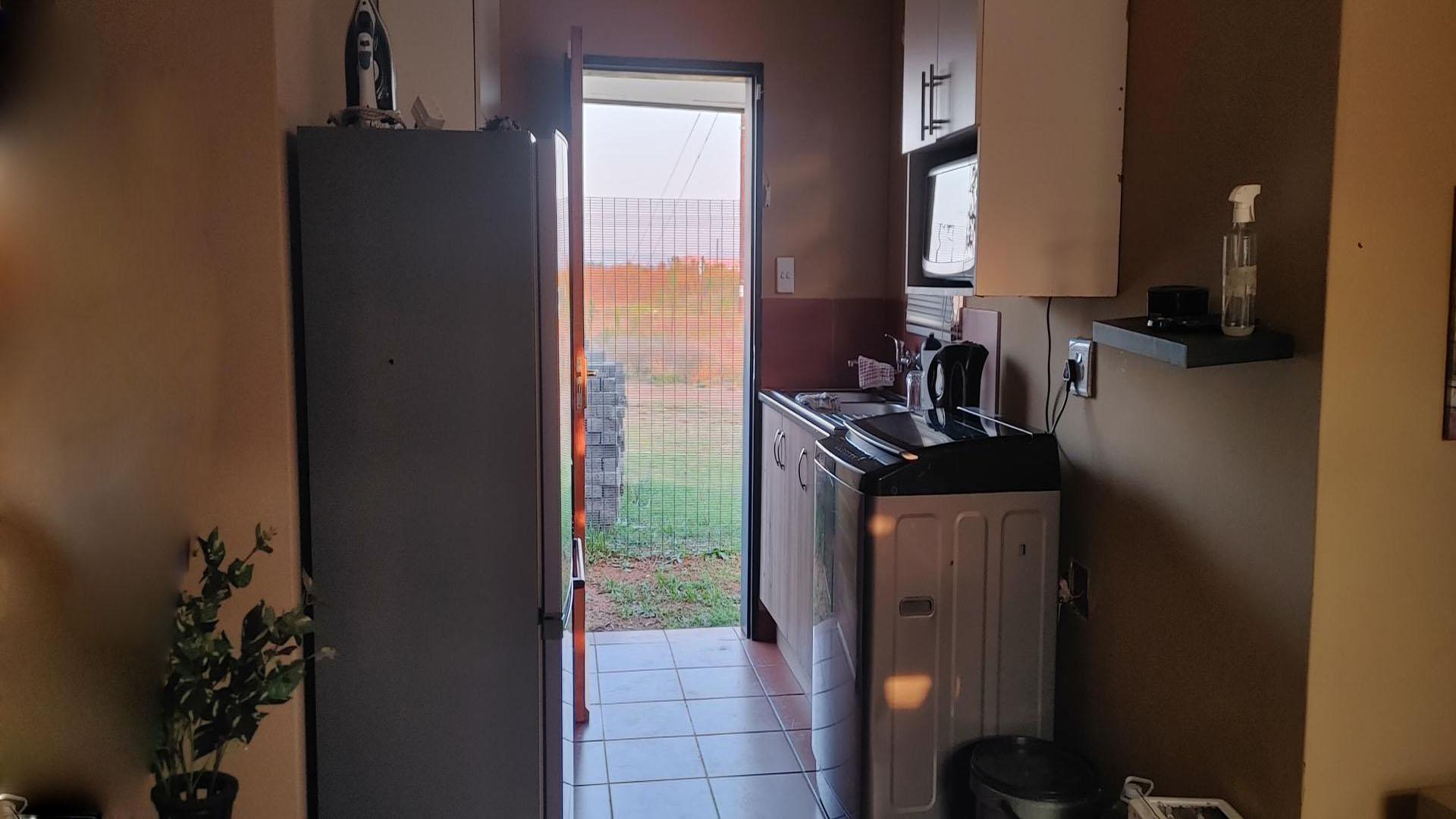 Kitchen of property in Protea Glen