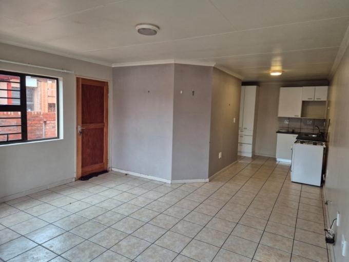 2 Bedroom Apartment to Rent in Kathu - Property to rent - MR671557
