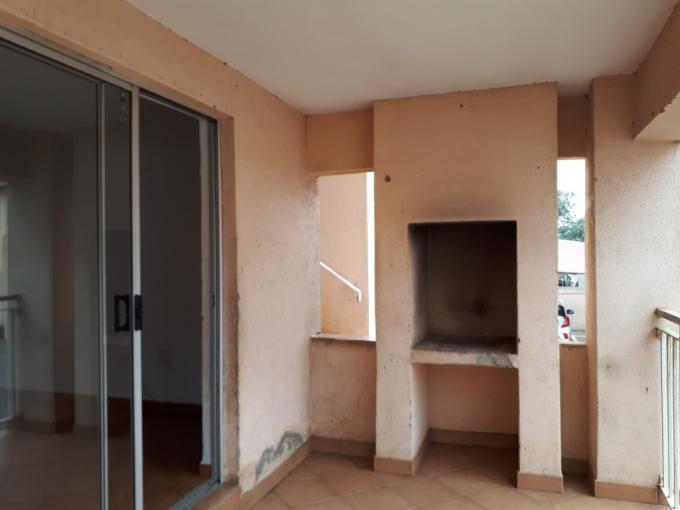 3 Bedroom Apartment to Rent in Rensburg - Property to rent - MR671585