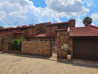 2 Bedroom 1 Bathroom Simplex for Sale for sale in Vanderbijlpark