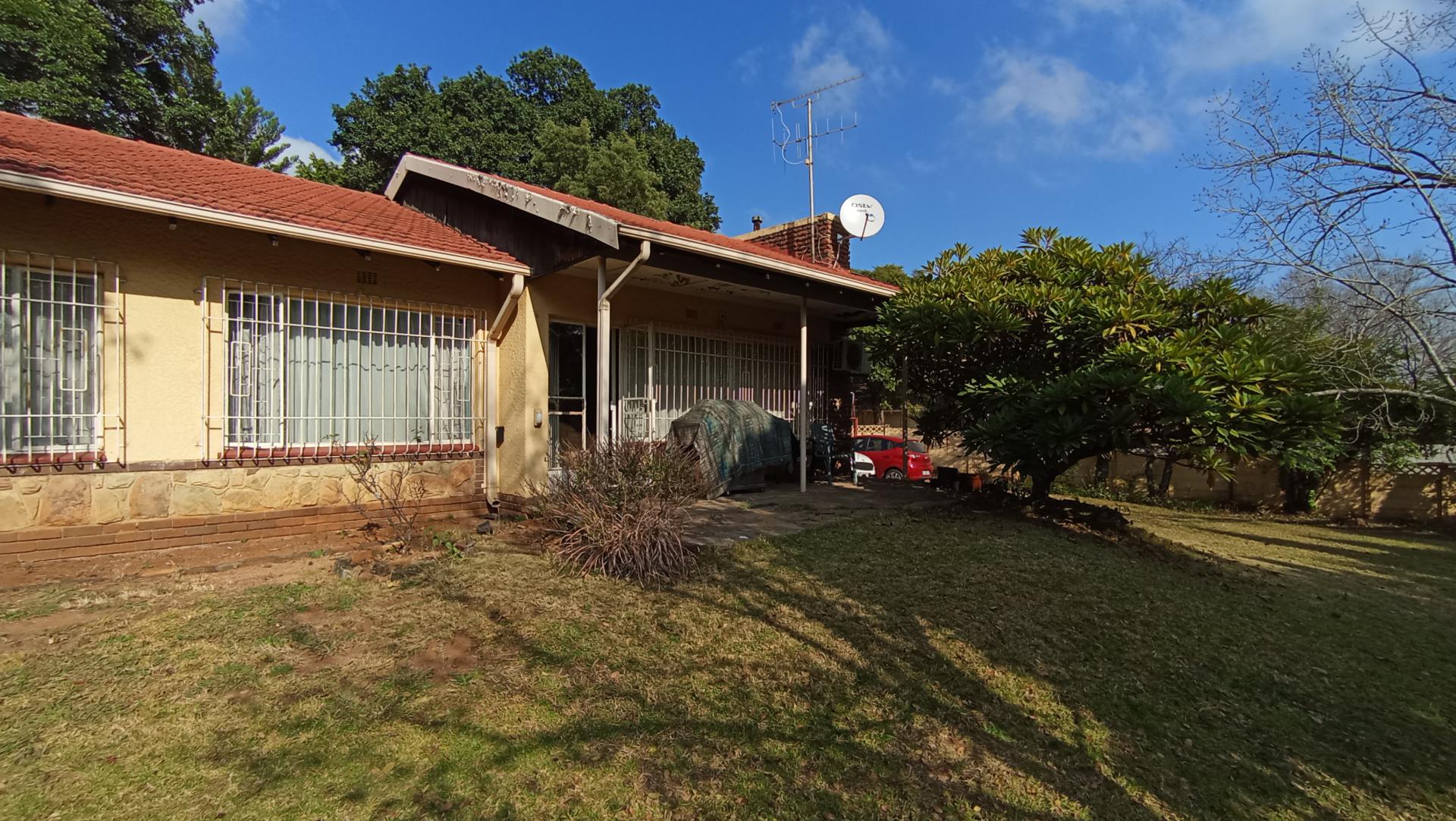 Front View of property in Robindale