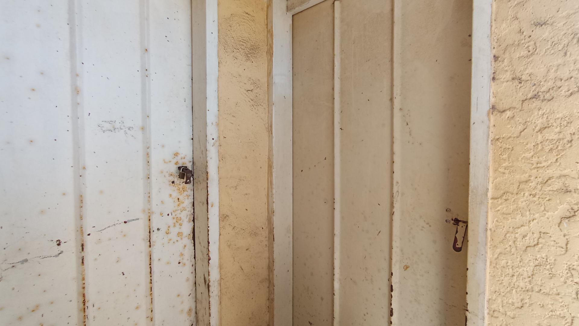 Staff Room - 12 square meters of property in Robindale