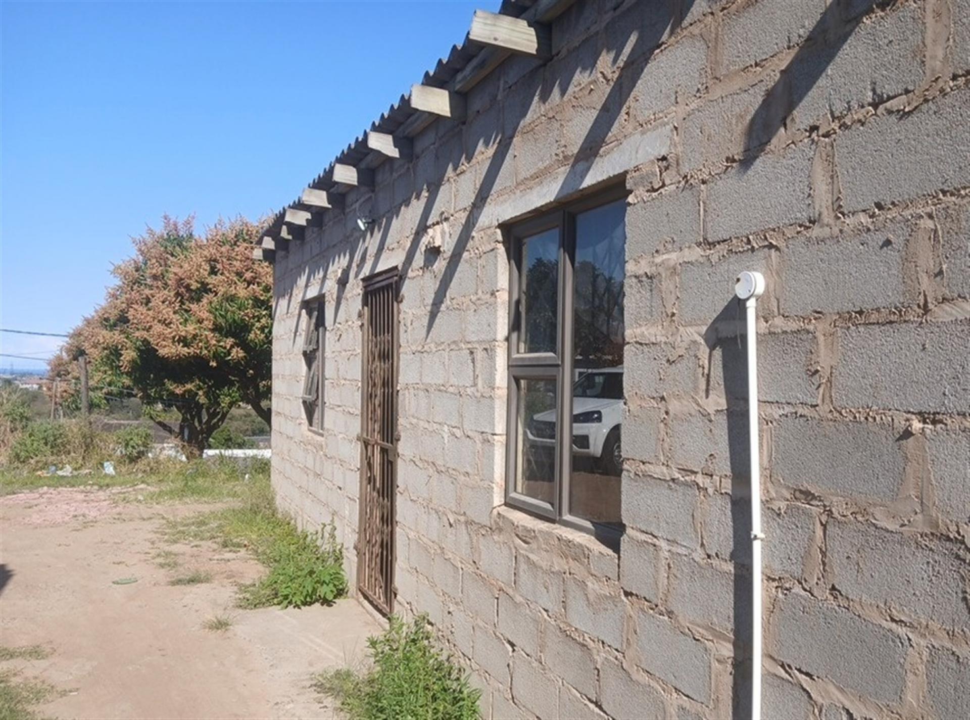 Front View of property in Lovu