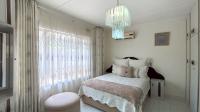 Bed Room 2 - 18 square meters of property in Everest Heights