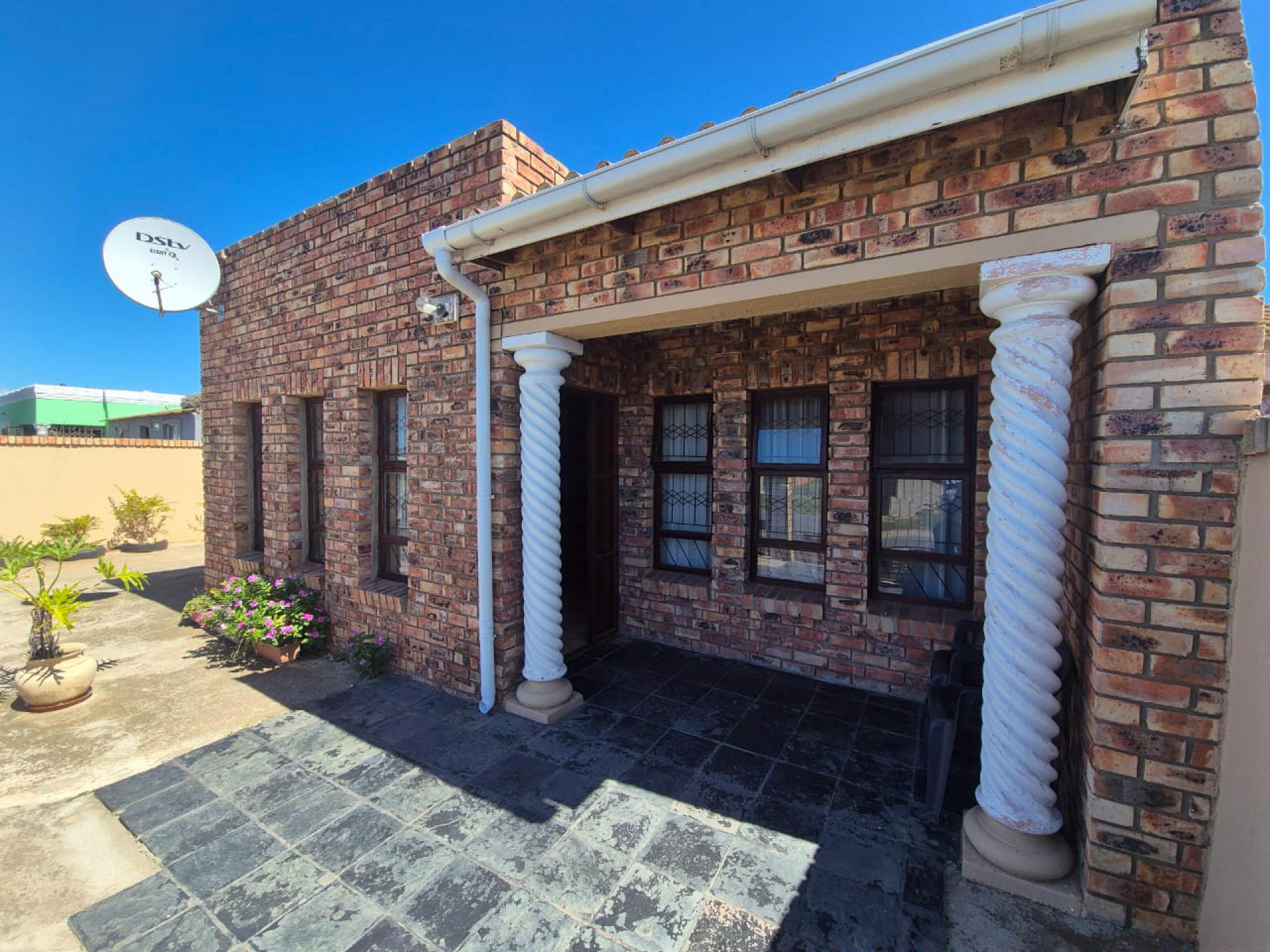  of property in Ibhayi (Zwide)