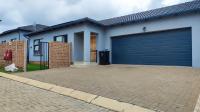 Front View of property in Parkrand