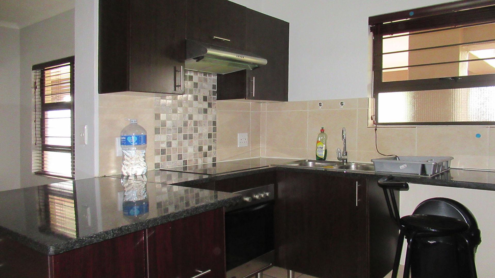 Kitchen - 9 square meters of property in Mulbarton