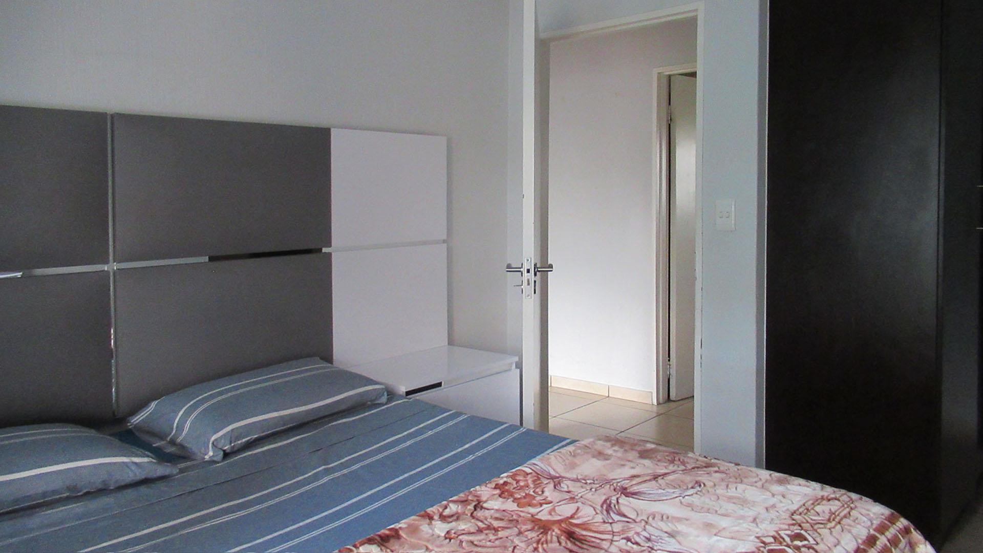 Bed Room 1 - 16 square meters of property in Mulbarton