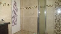 Bathroom 1 - 9 square meters of property in Mulbarton