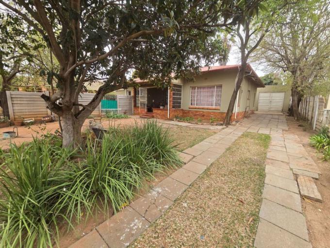 4 Bedroom House for Sale For Sale in Elandia - MR671684