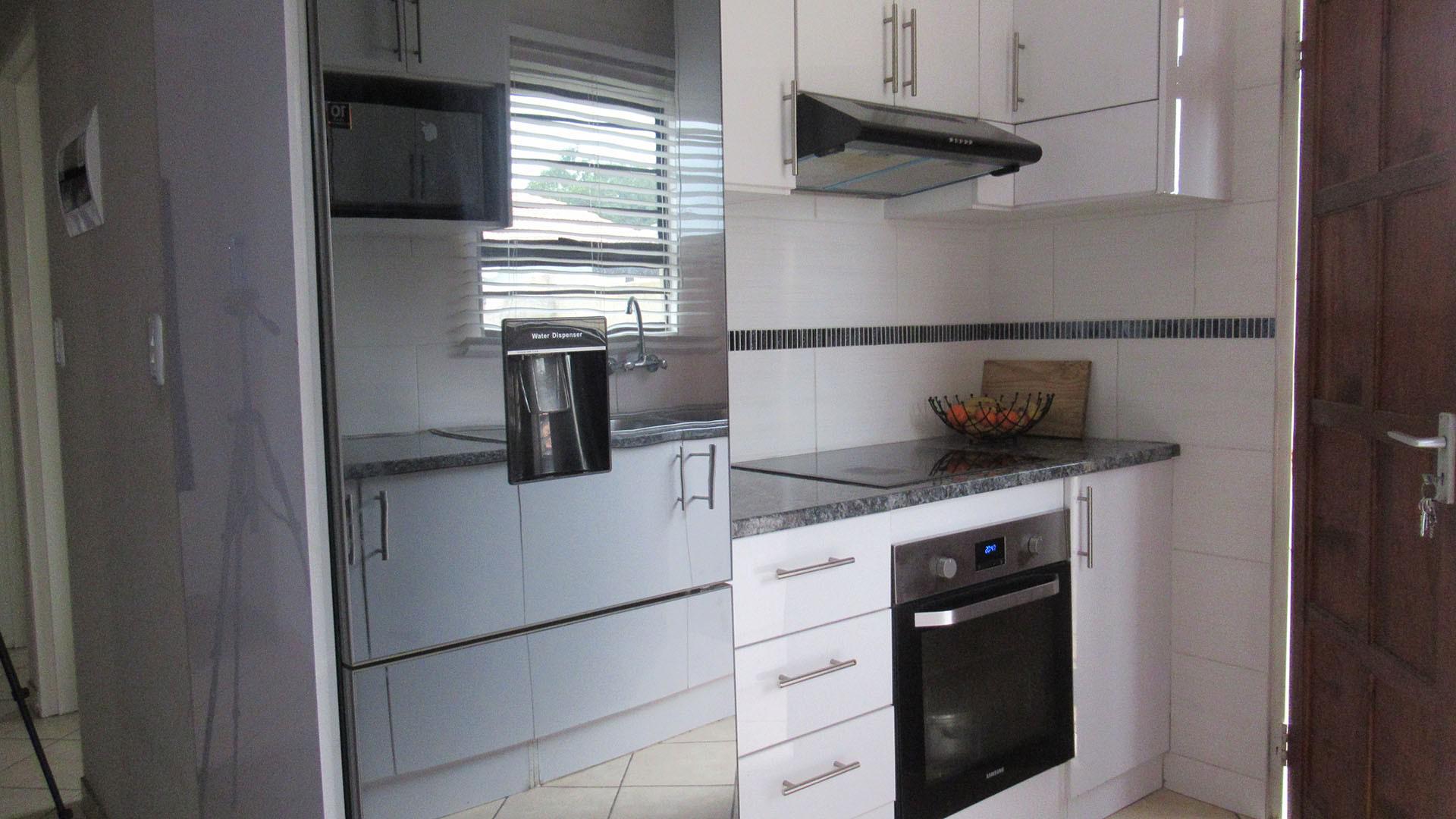Kitchen - 5 square meters of property in Tirong 