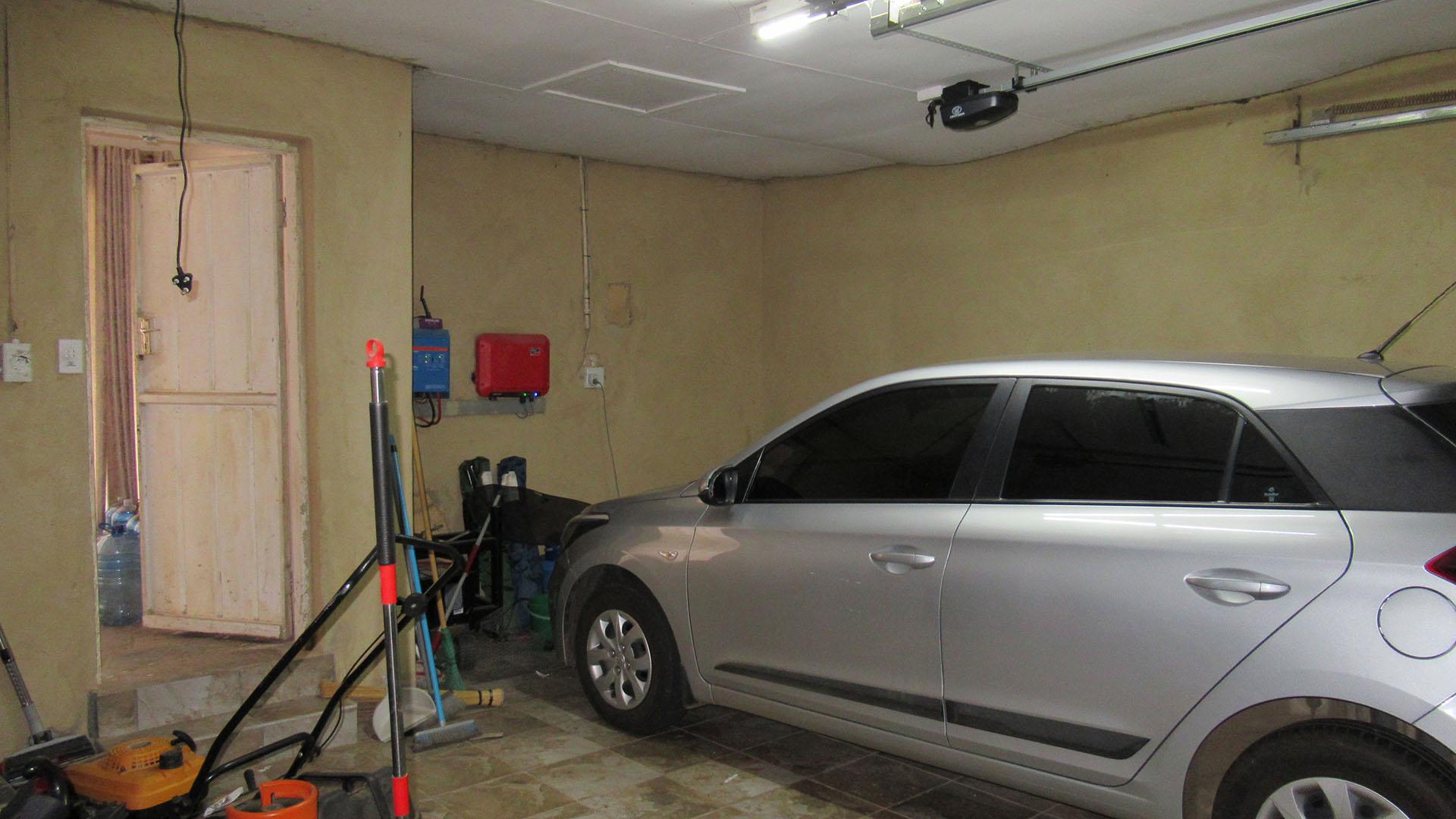 Spaces - 14 square meters of property in Meredale