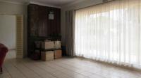Lounges - 44 square meters of property in Meredale