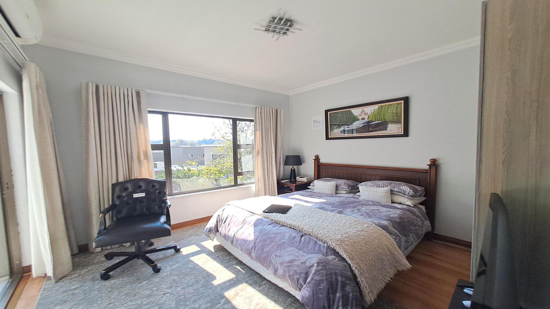 Bed Room 5+ of property in Beverley