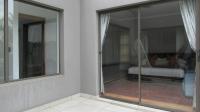 Balcony - 13 square meters of property in Beverley