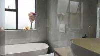 Bathroom 3+ - 7 square meters of property in Beverley