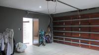 Spaces - 80 square meters of property in Beverley