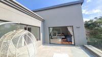 Balcony - 13 square meters of property in Beverley