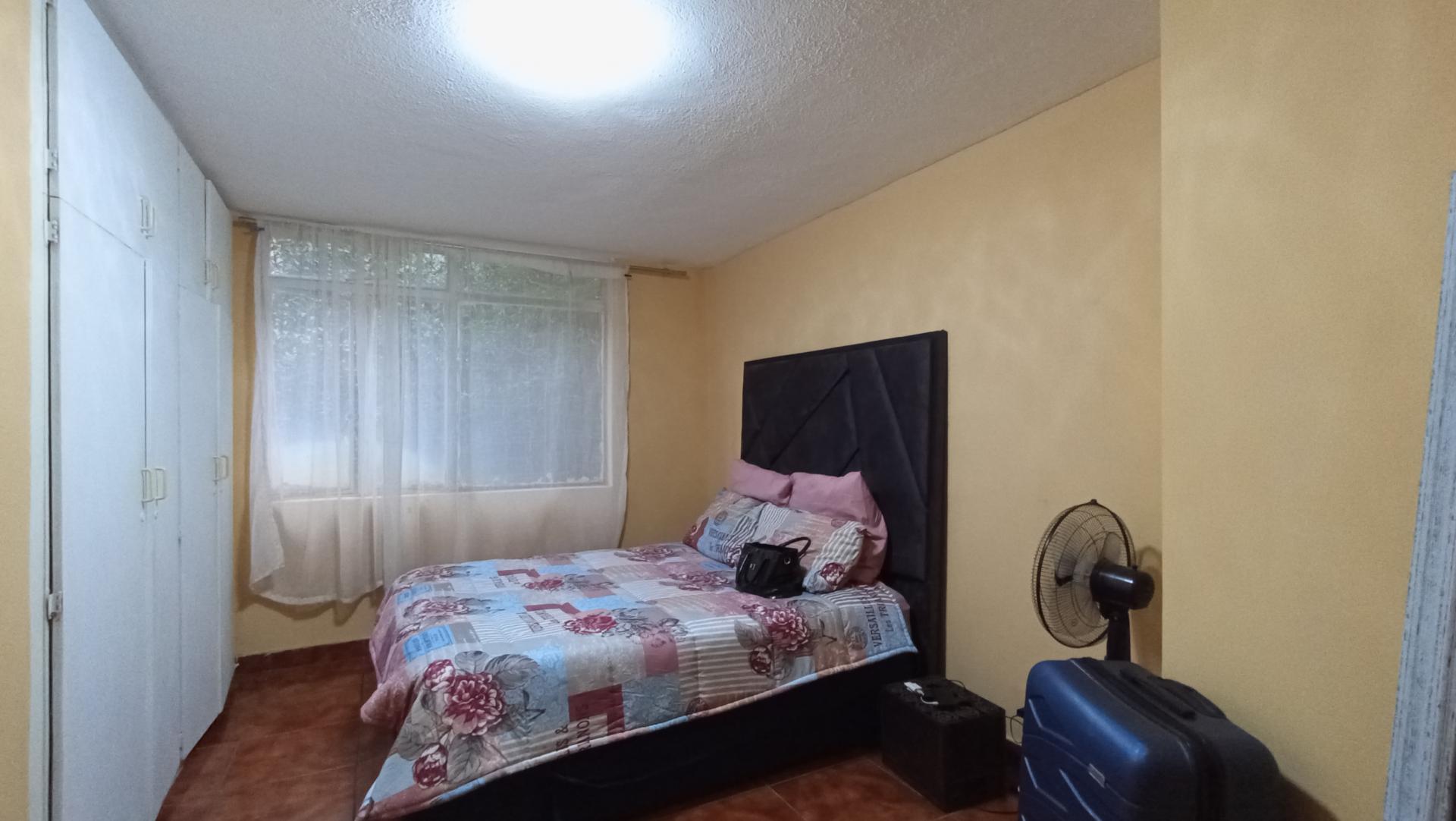 Bed Room 1 - 18 square meters of property in Florida