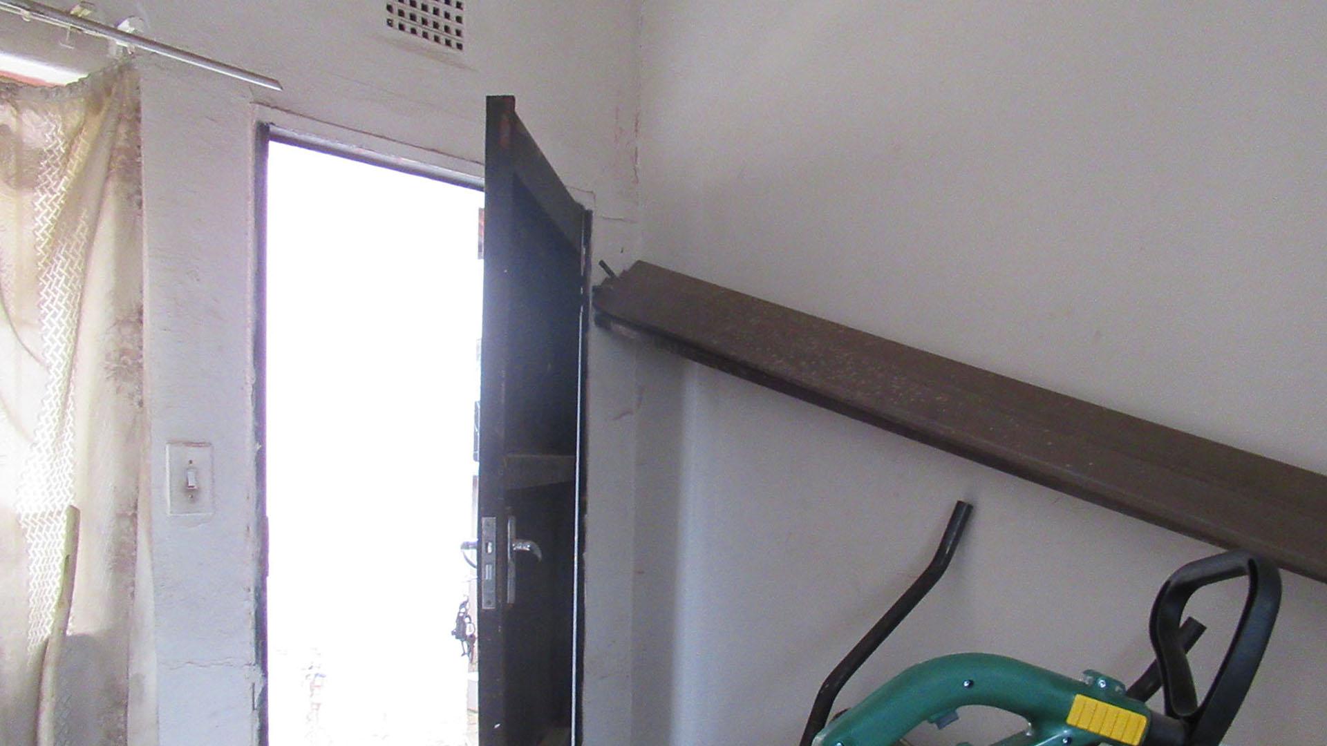 Bed Room 2 - 12 square meters of property in Molapo