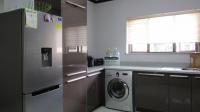 Kitchen - 13 square meters of property in Carlswald