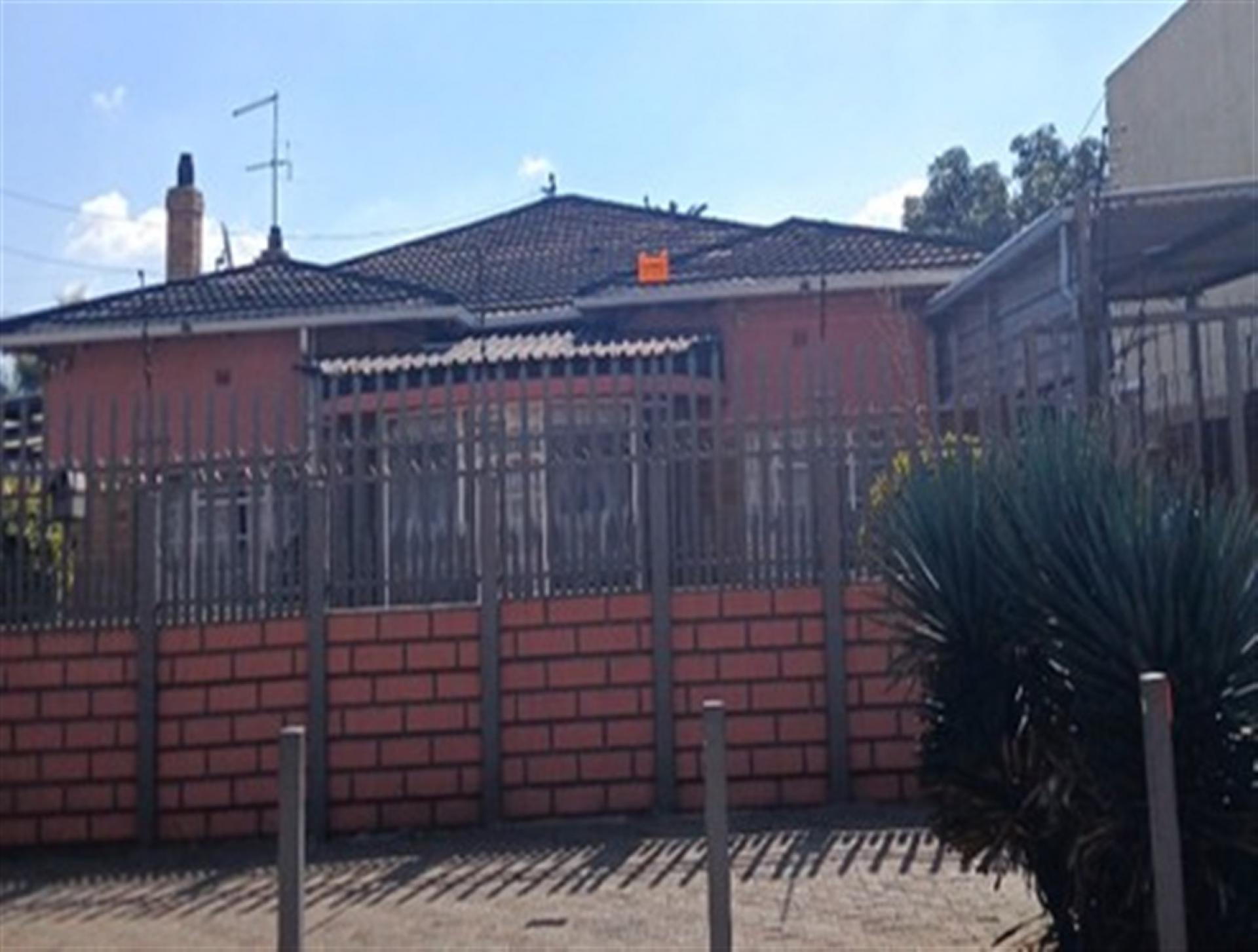 Front View of property in Delville