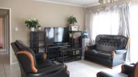 Lounges - 15 square meters of property in Lenasia South