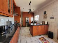  of property in Parow Central