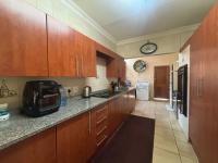  of property in Die Heuwel