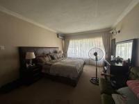  of property in Die Heuwel