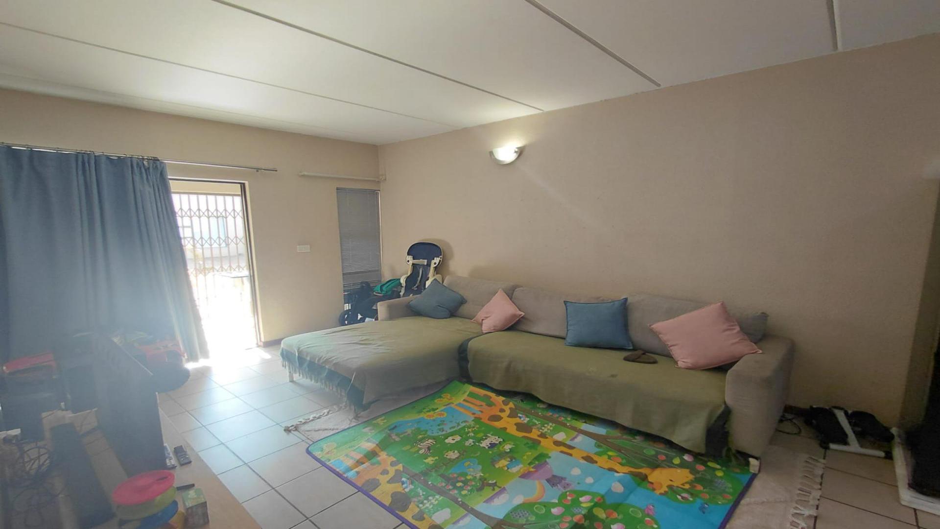 Lounges of property in Sasolburg