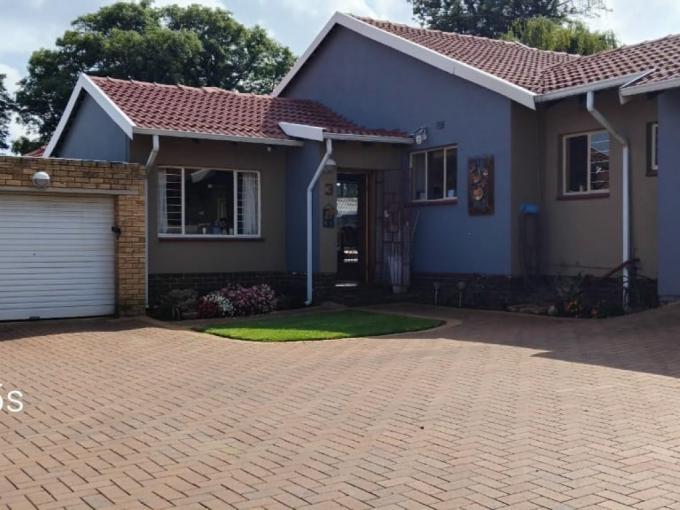 4 Bedroom House for Sale For Sale in Brackenhurst - MR671932