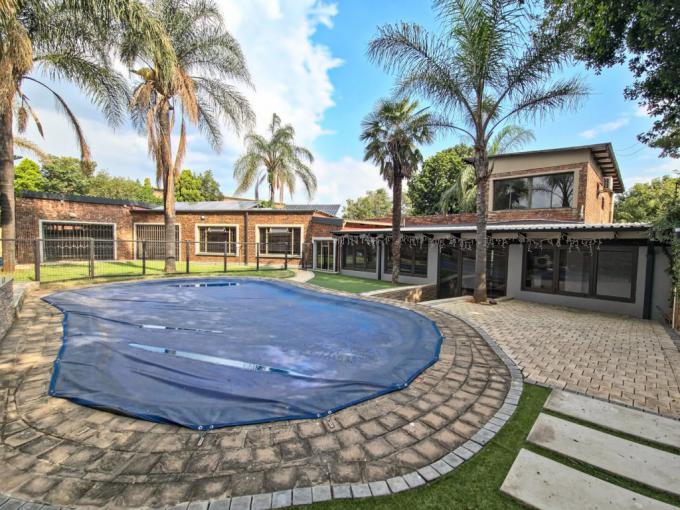 4 Bedroom House for Sale For Sale in Waterkloof Ridge - MR671939