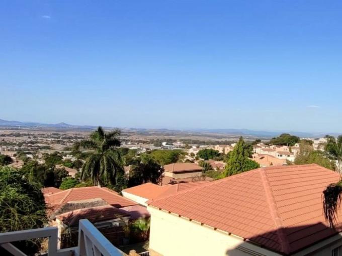 3 Bedroom Simplex to Rent in Safarituine - Property to rent - MR671940