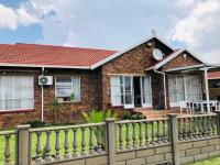 3 Bedroom 2 Bathroom Simplex for Sale for sale in Randhart