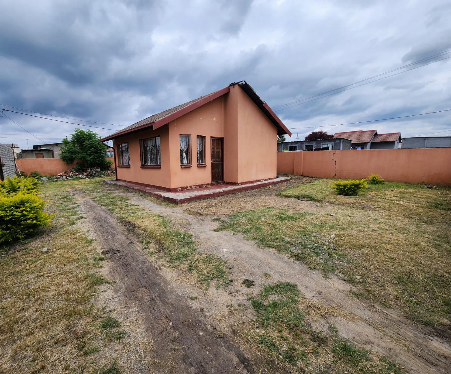 Front View of property in Meriting unit 3